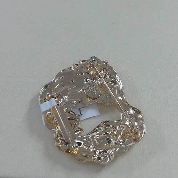 Vintage Kirk’s Folly Signed Gold-Tone “Lady of the Lake” Brooch - Picture 5 of 5